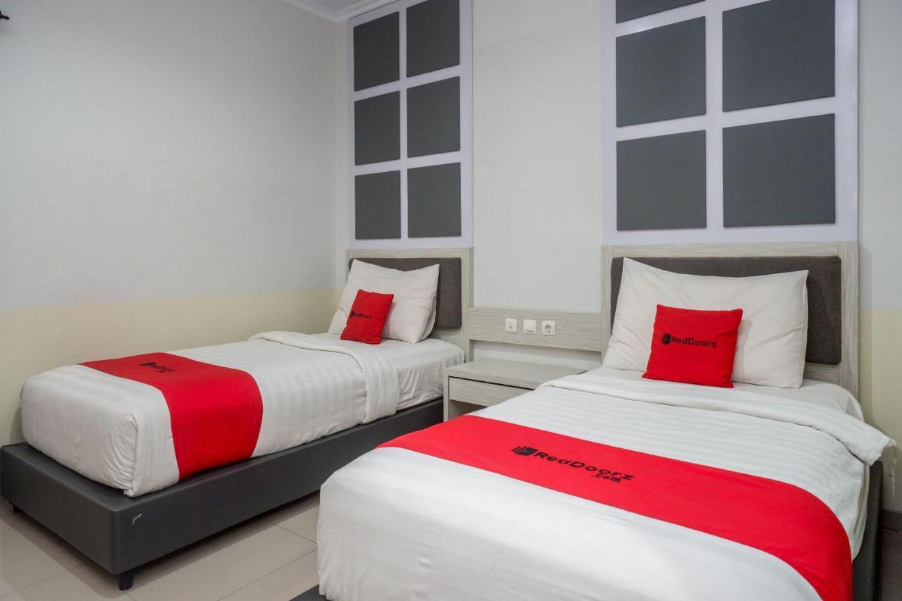 Reddoorz Near Jogja City Mall Melati Exterior foto